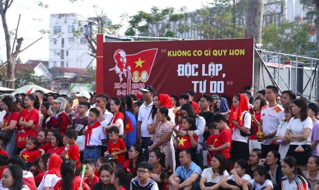 Kỷ niệm 80 năm ngày Quốc khánh 2/9 là dịp để thể hệ trẻ nhìn lại những mất mát đau thương mà thế hệ cha anh đã phải đánh đối để có hòa bình độc lập.